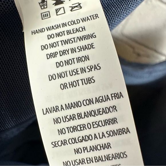 Coco Reef Contours Ruffle Patented Shapemaker® Bandeau One Piece Swimsuit 14/38C - Picture 6 of 8